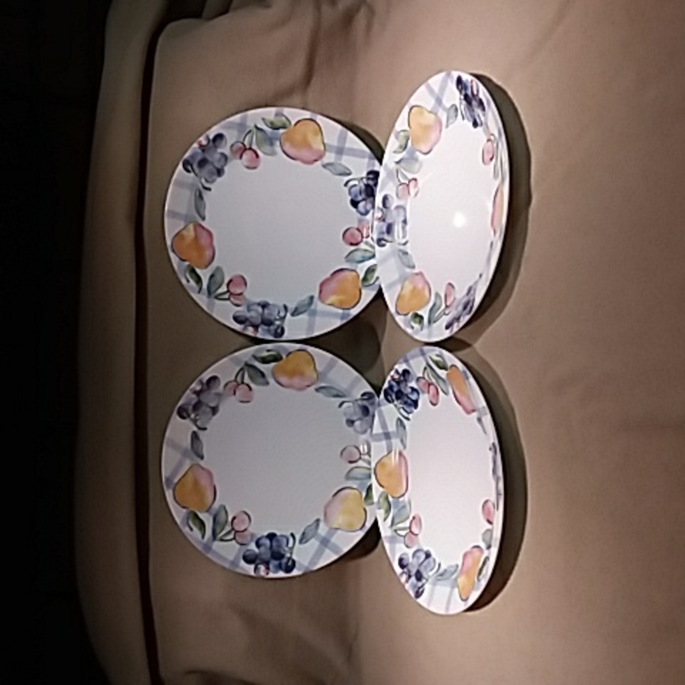 Vintage,Fruit Too Corelle Dinner Plates